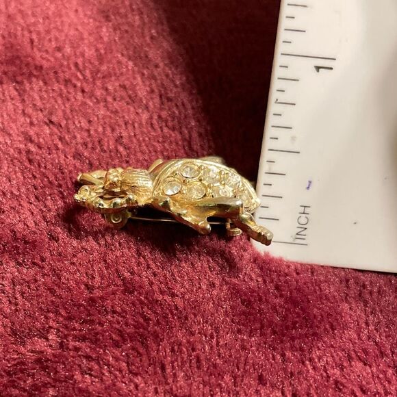 Diamanté Gold tone beetle brooch - Picture 7 of 10
